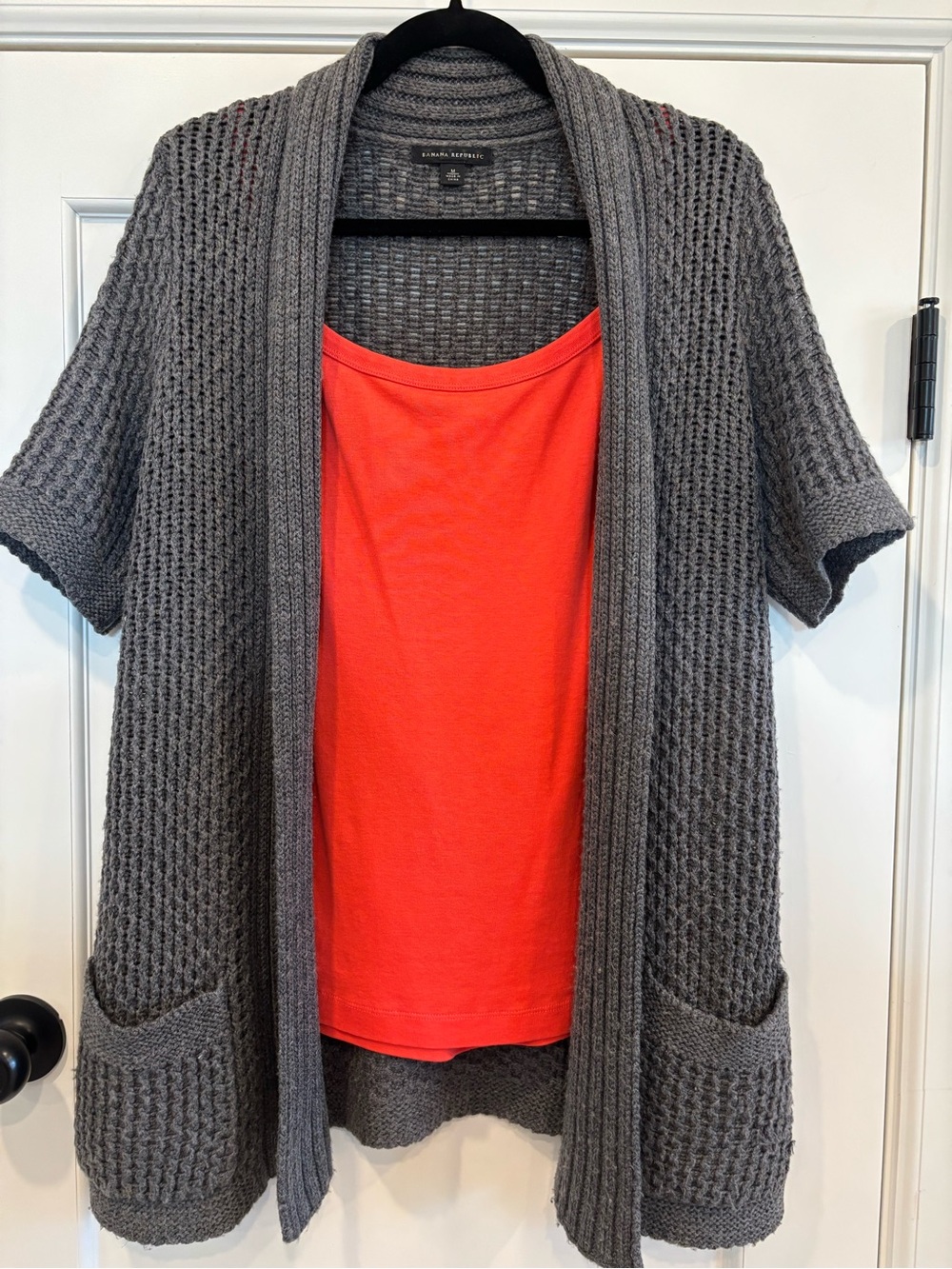Banana Republic Women’s Gray Knit Short-Sleeve Knit Cardigan | Size Medium - Picture 2 of 10